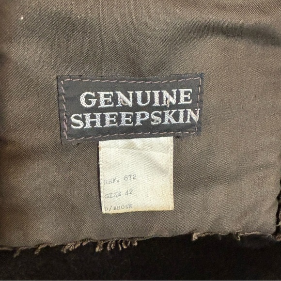 GENUINE SHEEPSKIN Sz 42 Coat Double Breasted Covered Buttons Turned Collar - Picture 9 of 10